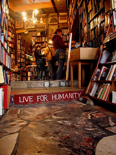 Best Book Stores in Karachi