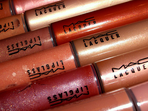 The Best Stores for Cosmetics & Makeup in Karachi